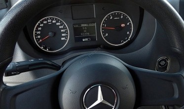 Хром кольца в щиток приборов Mercedes Sprinter W907 W910 фото