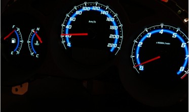 Тюнінгові накладки в щиток приладів Subaru Forester 2002-2008 вар. 1 фото