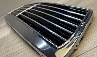 Решетка радиатора Mercedes W210 стиль Avantgarde фото