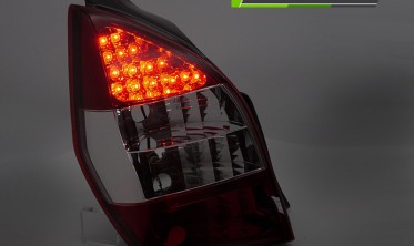 Діодні задні ліхтарі Citroen C2 фото