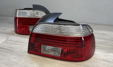 Діодні задні ліхтарі BMW E39 sedan рестайлінг фото