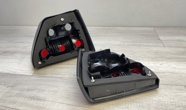 Тюнінгові задні ліхтарі VW Golf 2 red-smoke фото