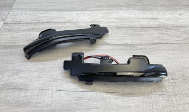 Тонированные LED повроты в зеркала Volvo S60 V40 V60 V70 фото