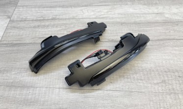 Тонированные LED повроты в зеркала Volvo S60 V40 V60 V70 фото