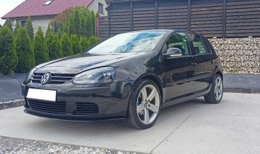 Новые передние фары VOLKSWAGEN GOLF 5 / Jetta черные GTI стиль фото