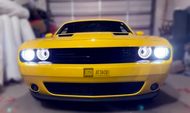 Вставки в фары LED Halo в стиле Demon Style (DODGE CHALLENGER 2015-2021) фото