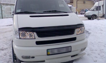 Тюнінгові фари передні Volkswagen T4 (коса фара) з кільцями фото