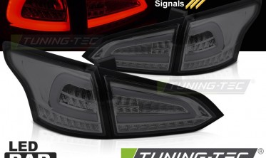 Задні тюнінгові ліхтарі Ford Focus MK3 універсал, діодні фото