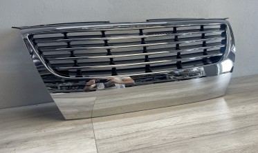 Тюнінгова решітка радіатора VW Passat B6 без емблеми, хромована фото