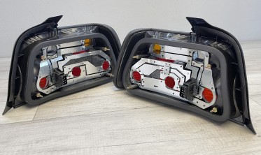 Тюнинговые задние фонари BMW E36 седан тонированные фото