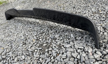 Спойлер задней двери VW T5 версия Sportline на ляду фото