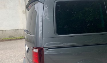 Спойлер задней двери VW T6 версия Sportline на ляду фото