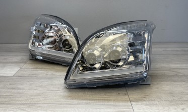 Фары передние Toyota Land Cruiser Prado 120 с LED габаритами и двумя линзами фото