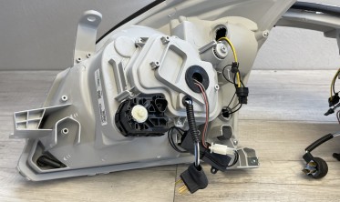 Фары передние Toyota Land Cruiser Prado 120 с LED габаритами и двумя линзами фото