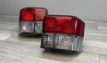 Фонари задние VW T4 тюнинговые, красно-хромированные фото