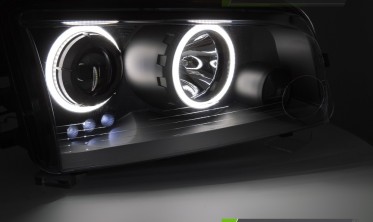Тюнінгові передні фари Dodge Charger LX 2006-2010 чорні з кільцями фото