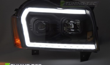 Передние фары Jeep Grand Cherokee WK 05-08 с линзами и диодным габаритом фото