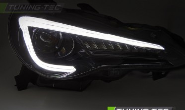 Тюнинг фары передние Toyota GT86 черная оптика с диодами фото