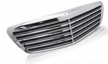 Тюнинговая решетка радиатора Mercedes S W221 хром + карбон фото