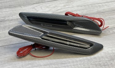 LED повороты в крылья BMW E60/ E90/ E92/ E82 стиль F10 carbon фото
