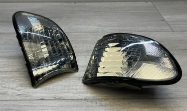Повороты передние BMW E38 рестайлинг тонированные фото