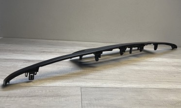 Решітка радіатора VW Vento без емблеми фото