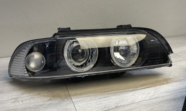 Фары передние BMW E39 Depo с кольцами Angel Eyes фото