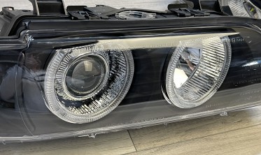 Фары передние BMW E39 Depo с кольцами Angel Eyes фото