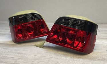 Тюнінгові задні ліхтарі BMW E36 універсал red-smoke фото