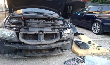 Фары передние тюнинговые BMW E90, E91 с кольцами 05-08  фото