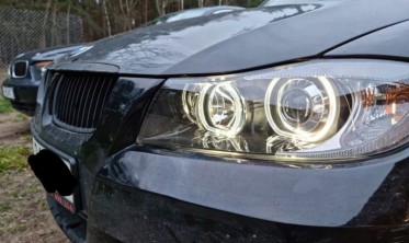 Фары передние BMW E90, E91 с Led кольцами Angel eyes фото