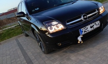 Фари передні Opel Vectra C дорестайл із кільцями чорні фото