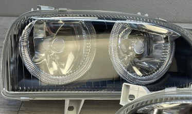 Тюнинговые передние фары VW Golf 3 с кольцами черные фото
