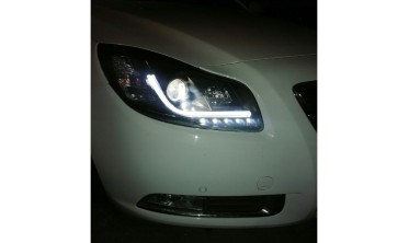Чорні тюнінг передні фари з діодами OPEL INSIGNIA фото