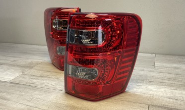 Тюнінгові ліхтарі задні JEEP Grand Cherokee WJ світлодіодні фото