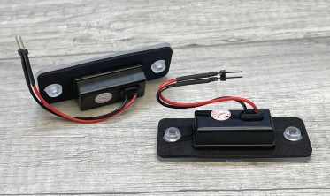 LED підсвітка номера Audi A8 D3 фото