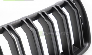 Решітка радіатора BMW 3 E90, E91 2005-2008 спорт стиль, чорна матова фото