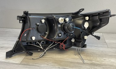 Фары передние тюнинговые черные Toyota Land Cruiser FJ200  фото