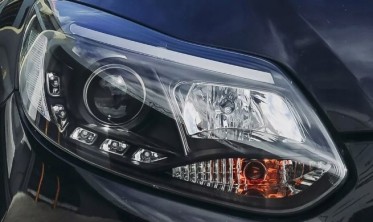 Фари передні із чорним корпусом FORD FOCUS МК3 2011-2014 фото