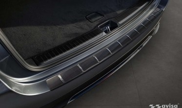 Чорна захисна накладка (планка) на задній бампер Mercedes GLE 2 W167 2023- фото