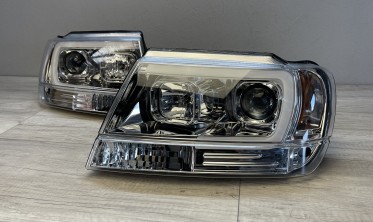 Фары передние Jeep Grand Cherokee WJ с LED габаритами, хром фото