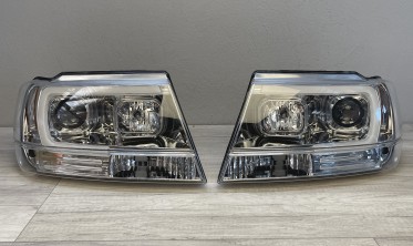 Фары передние Jeep Grand Cherokee WJ с LED габаритами, хром фото