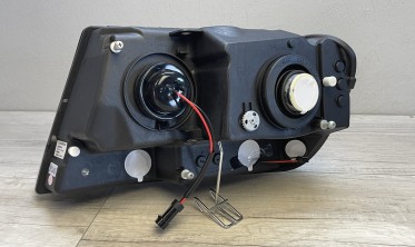 Фары передние Jeep Grand Cherokee WJ с LED габаритами, хром фото