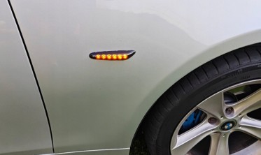 Повторители поворотов с диодами BMW E46 / E60 / E87 / E90 фото