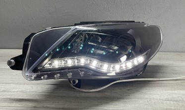 Черные тюниговые фары передние VW Passat CC дорестайл фото