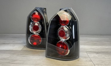 Чорні тюнінгові ліхтарі задні Hyundai Tucson 2004-2010 фото