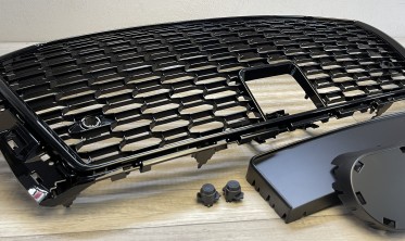Тюнинговая решетка радиатора Audi A3 8V в стиле RS3 черная глянцевая фото