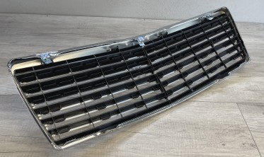 Решетка радиатора Mercedes W140 в стиле V12 фото