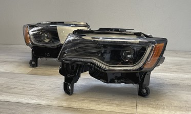 Черные led фары передние Jeep Grand Cherokee WK2 14-21 тюнинг оптика фото