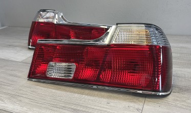 Тюнинговые задние фонари BMW E32 7-серии фото